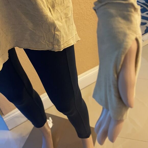 FREE PEOPLE ARDEN T SHIRT LONG SLEEVE SMALL ARMY COLOR NWT - Picture 9 of 11